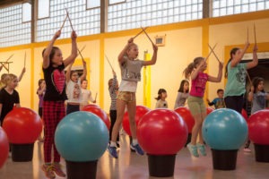 Ab Februar bis Mai (2016) fand ein Kurs statt. 25 Kids hatten viel Spaß gehabt beim Trommeln!